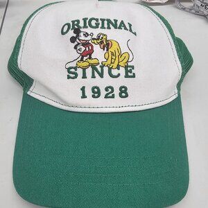 Disney Hat Cap Snap Back Green White Mickey Mouse Theme Park Trucker Mesh Mens